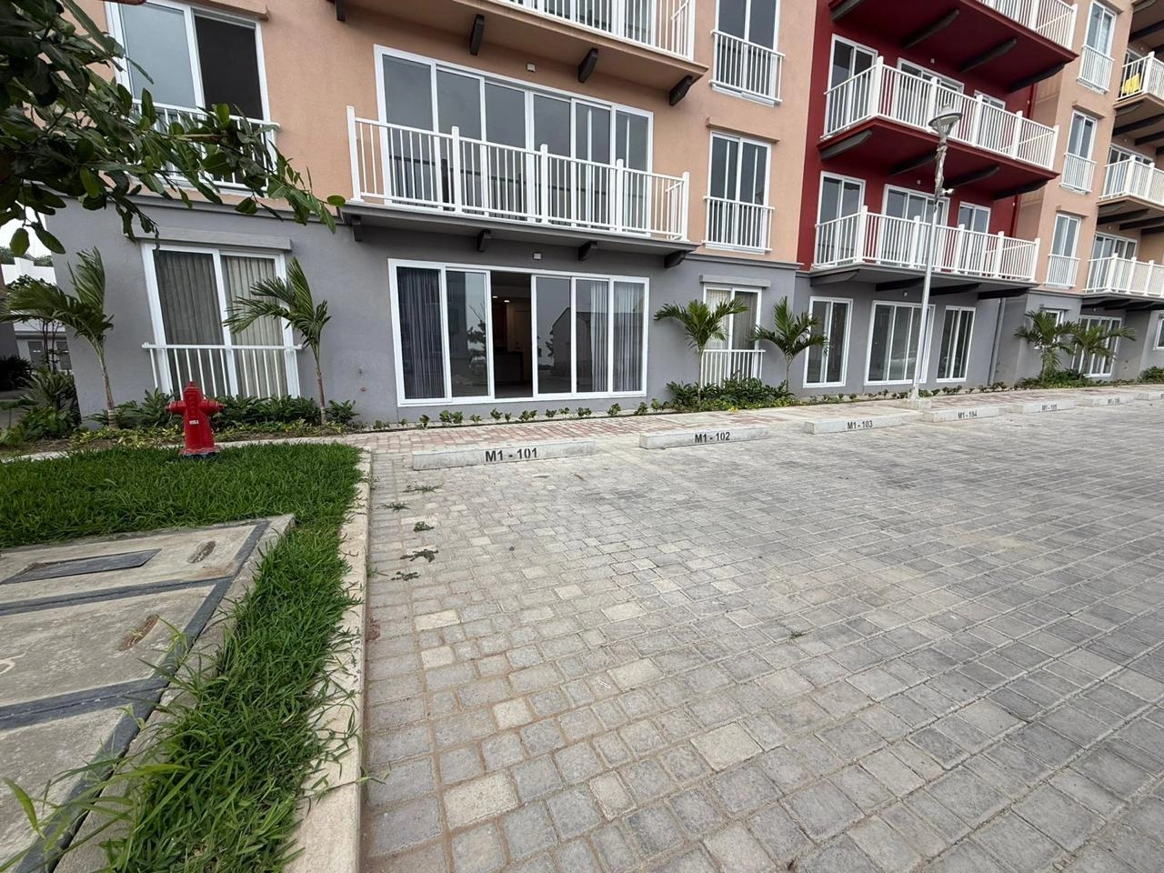 Alquiler Departamento 3 dormitorios Riberas del Buijo