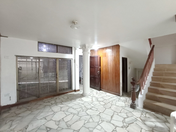 Alquiler de Casa en el Sur de Guayaquil, Av Domingo Comin
