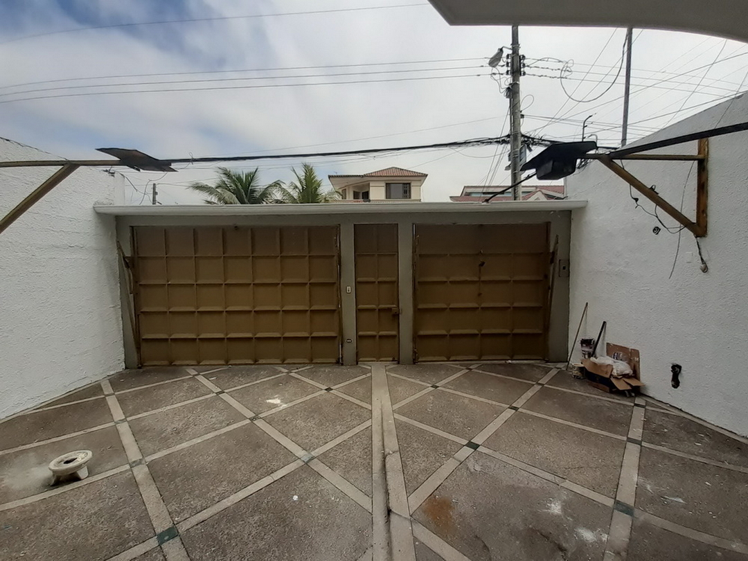 Alquiler de Casa en Garzota