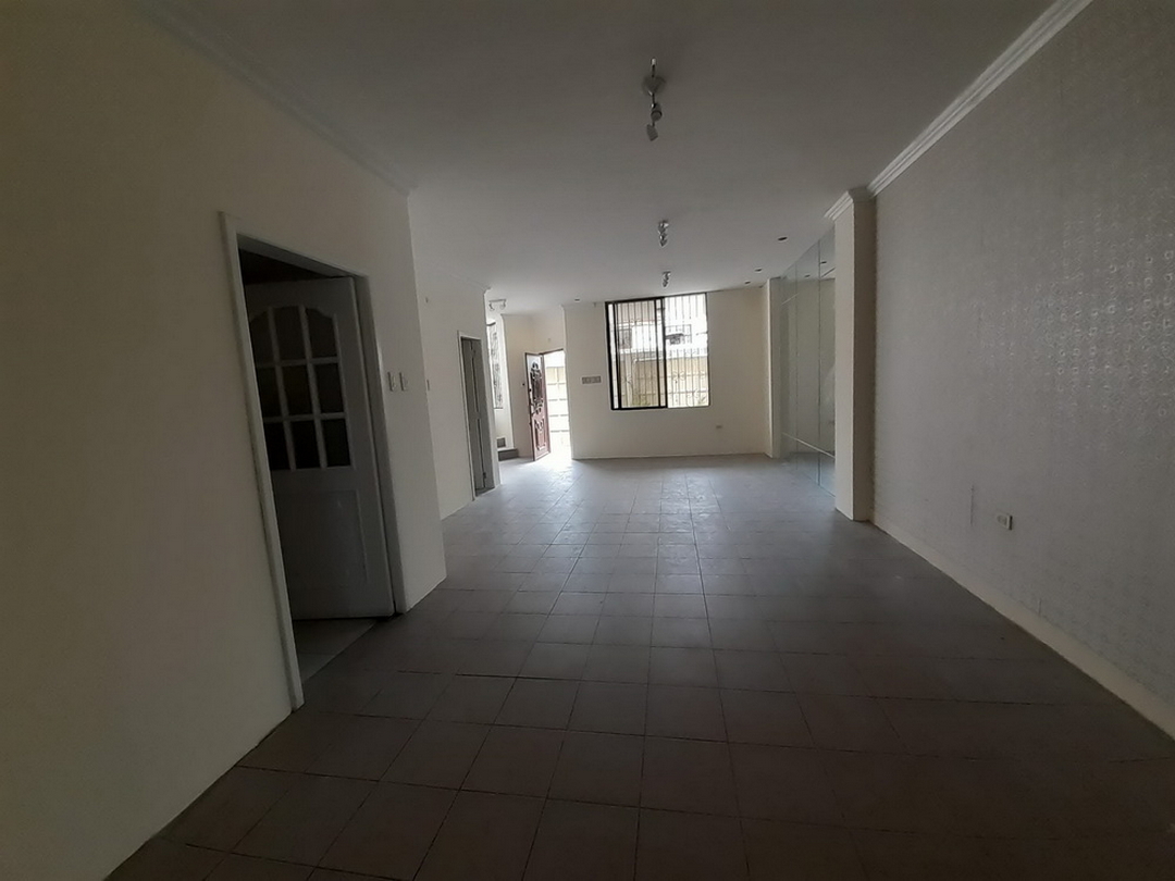 Alquiler de Casa en Garzota