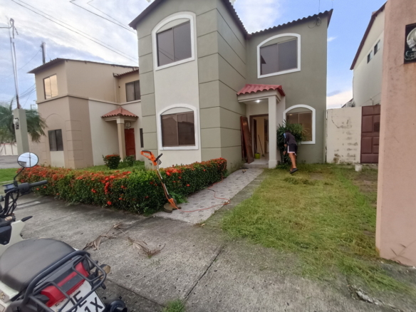 Alquiler o Venta de Casa en la Joya 4 dormitorios