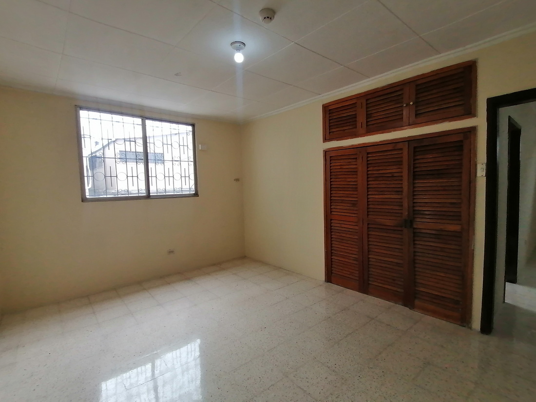 Casa 5 dormitorios en Kennedy Nueva