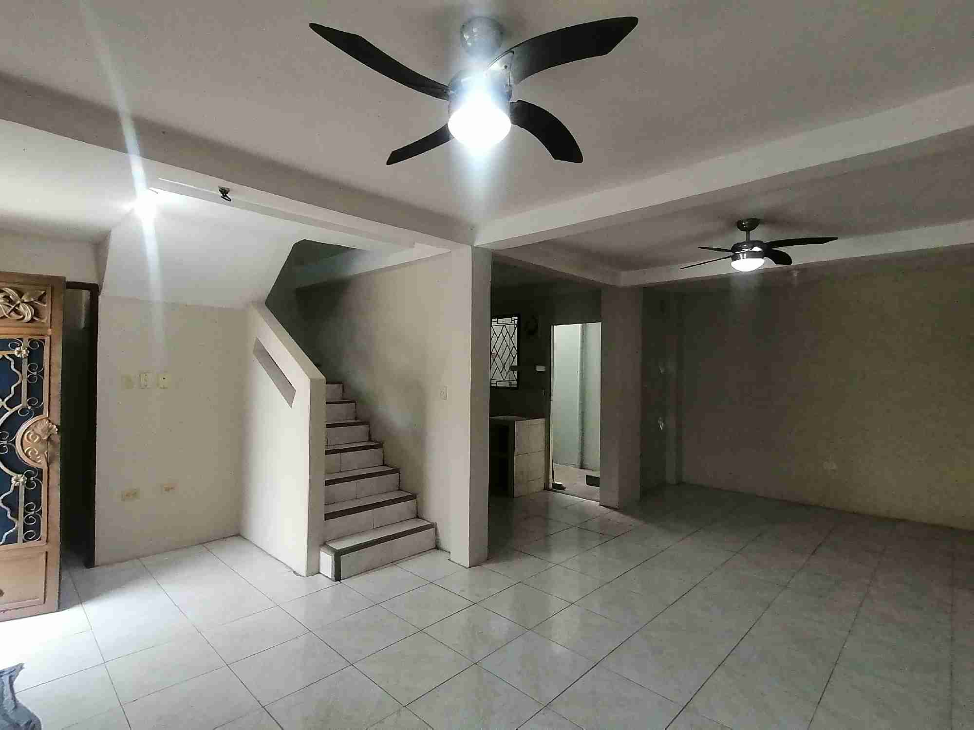 MC CVEV 07 Venta Casa en Villa España, 3 Dormitorios