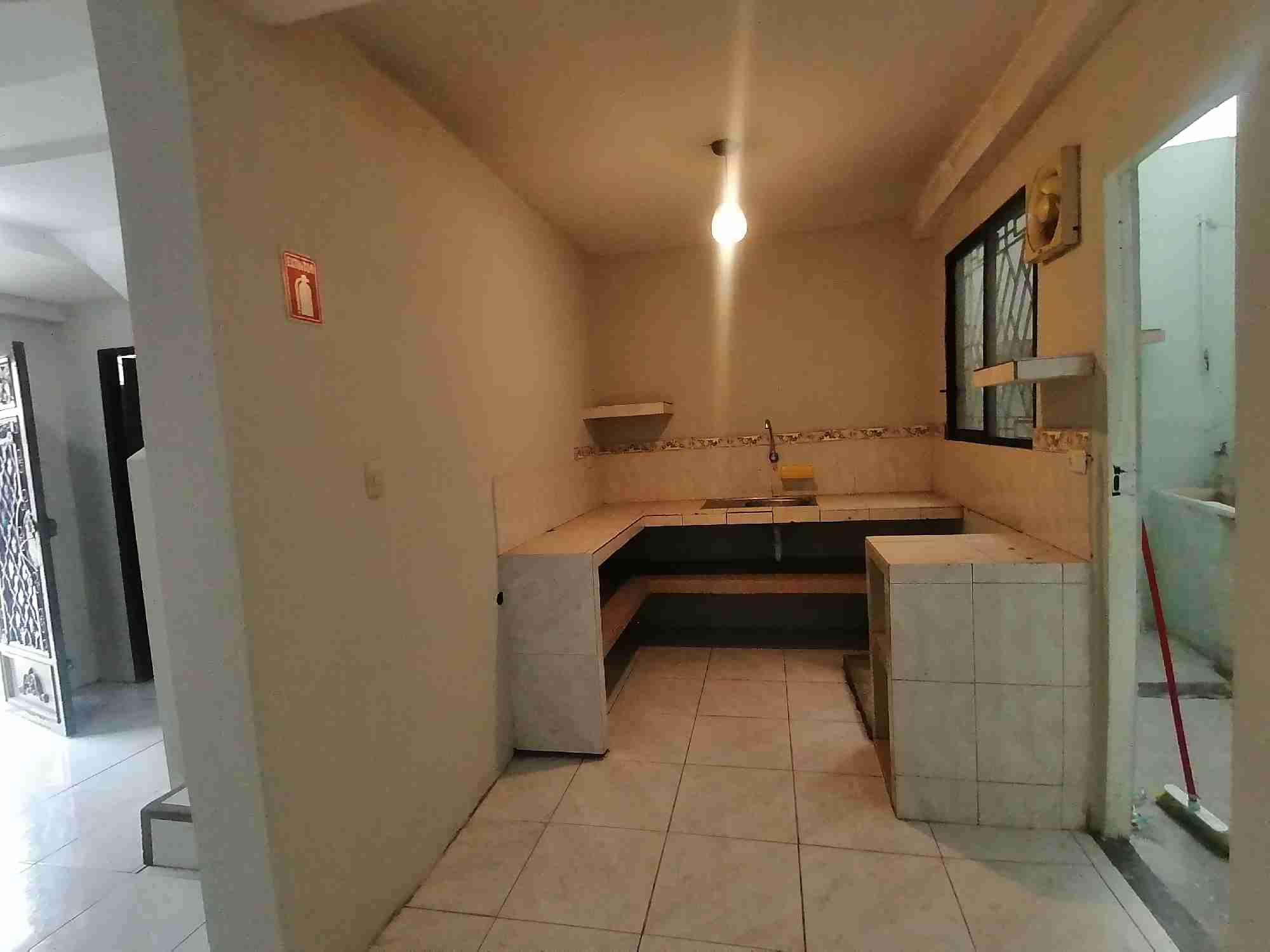MC CVEV 09 Venta Casa en Villa España, 3 Dormitorios